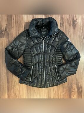 GUESS Black Quilted Puffer Jacket Stand Collar Logo Sleeve Zip Pockets Women's S